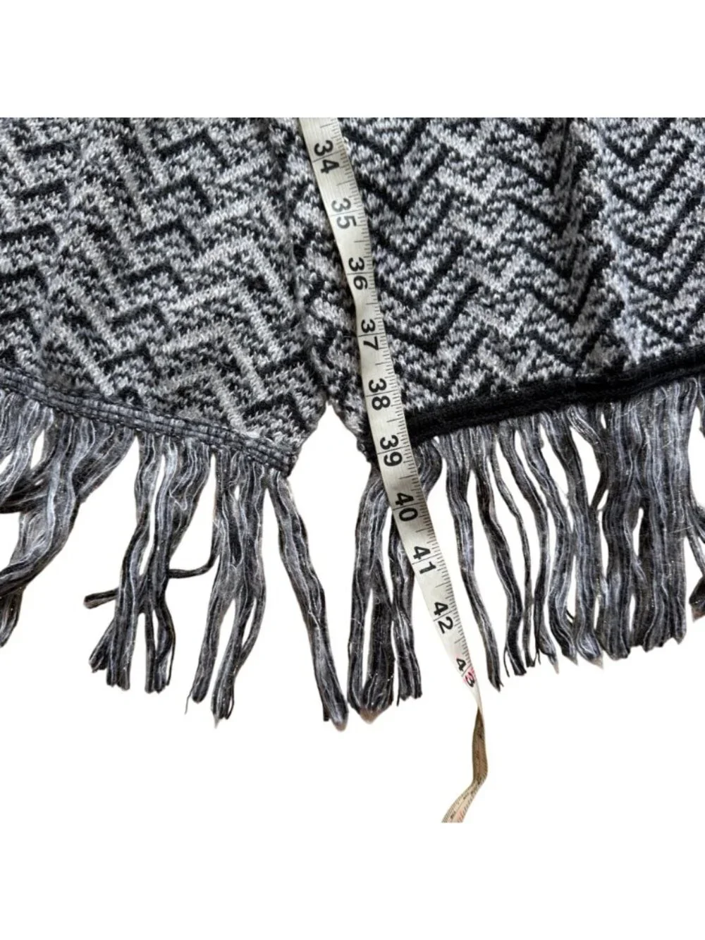 Missoni Italy Unisex Wrap Scarf Black White Chevron Wool Blend Fringe 86 x14 in